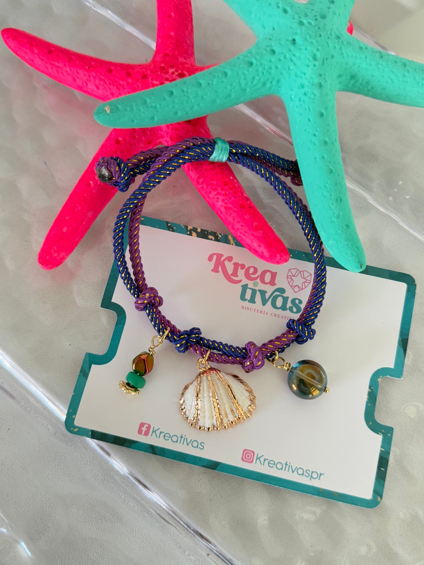 Pulsera en cordón ajustable