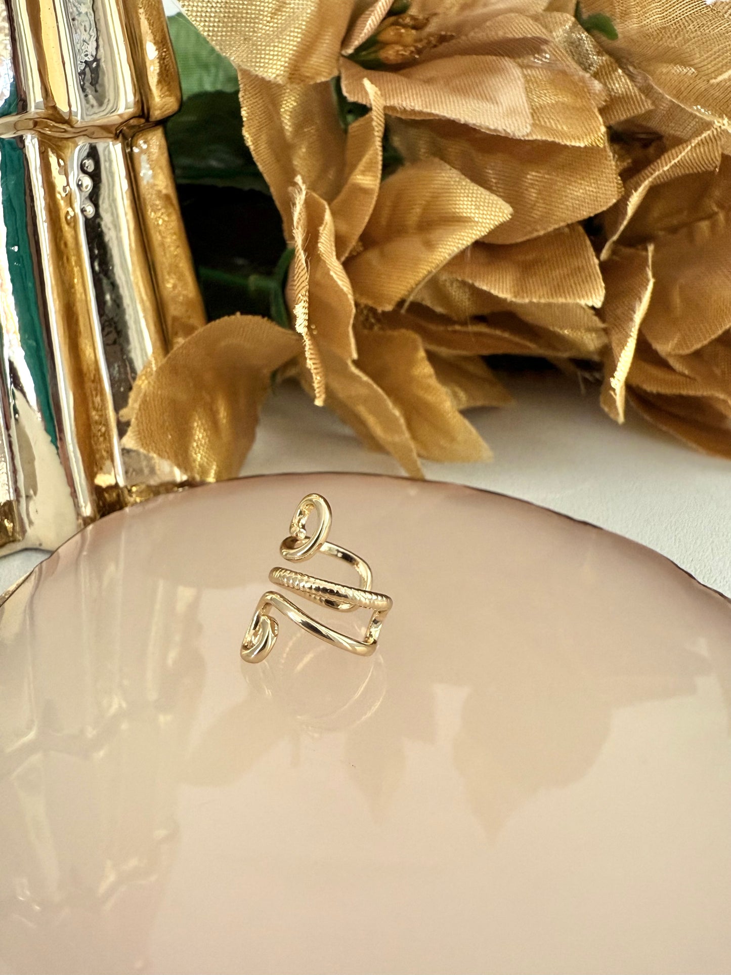 Espiral ear cuff