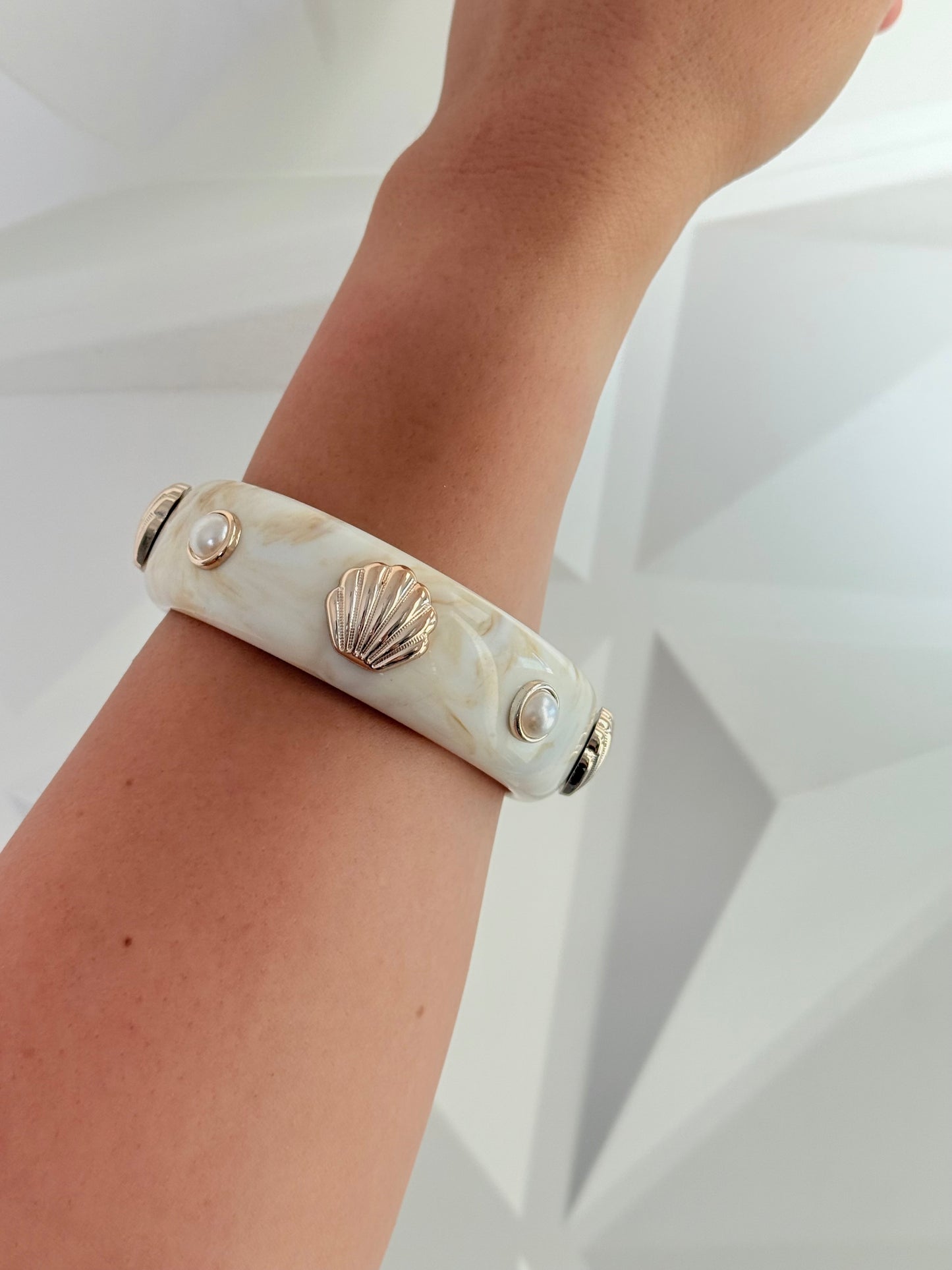 Pulsera bangle veraniego
