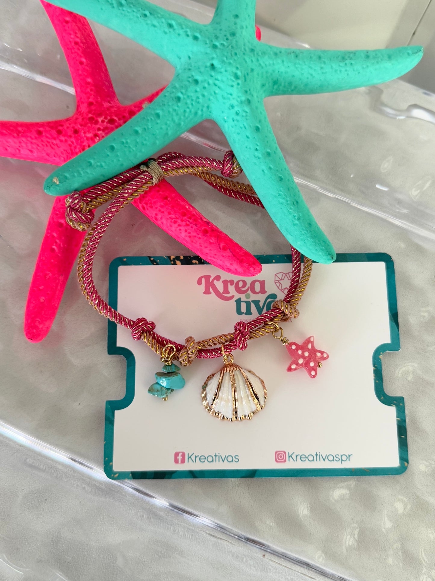 Pulsera en cordón ajustable