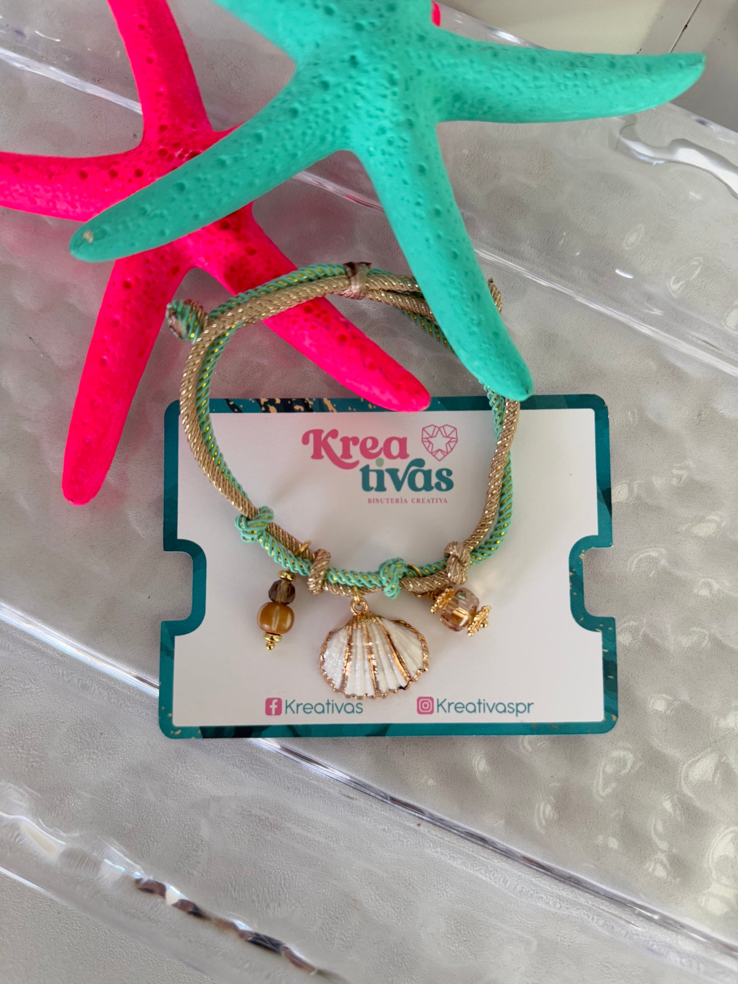Pulsera en cordón ajustable