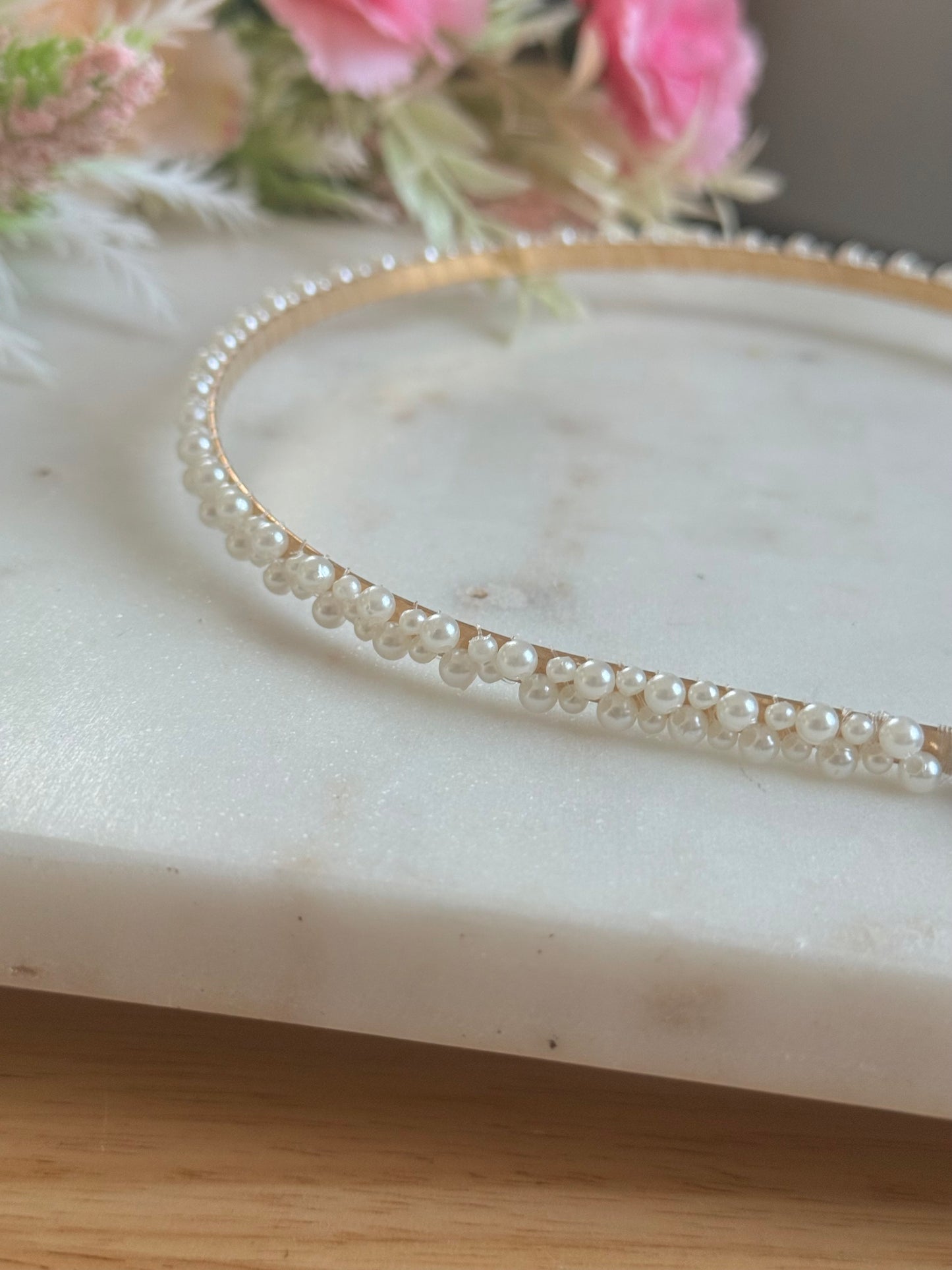 Diadema de perlas de cristal