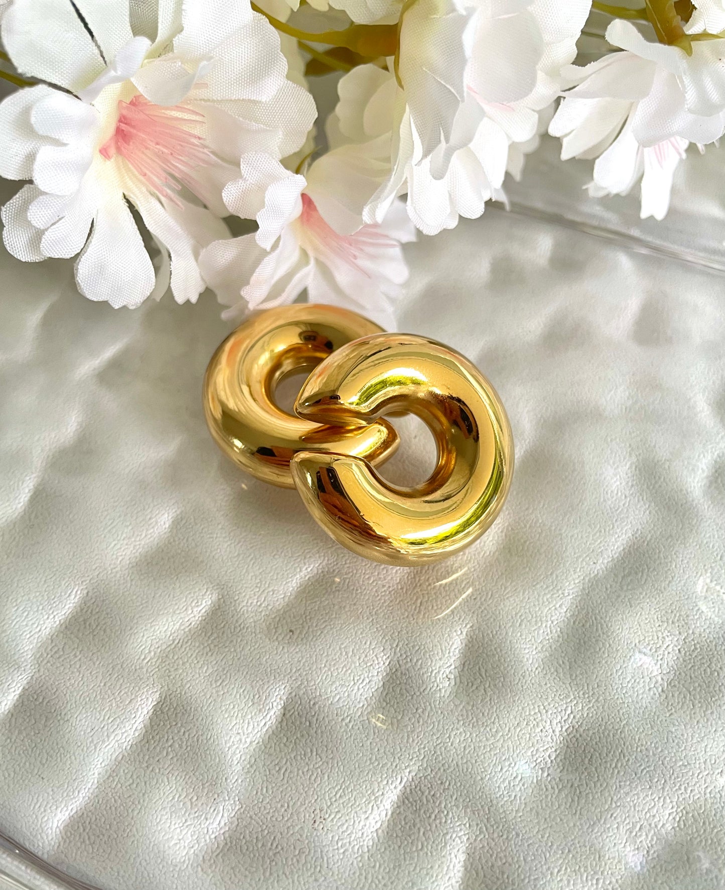 Donut Ear Cuff