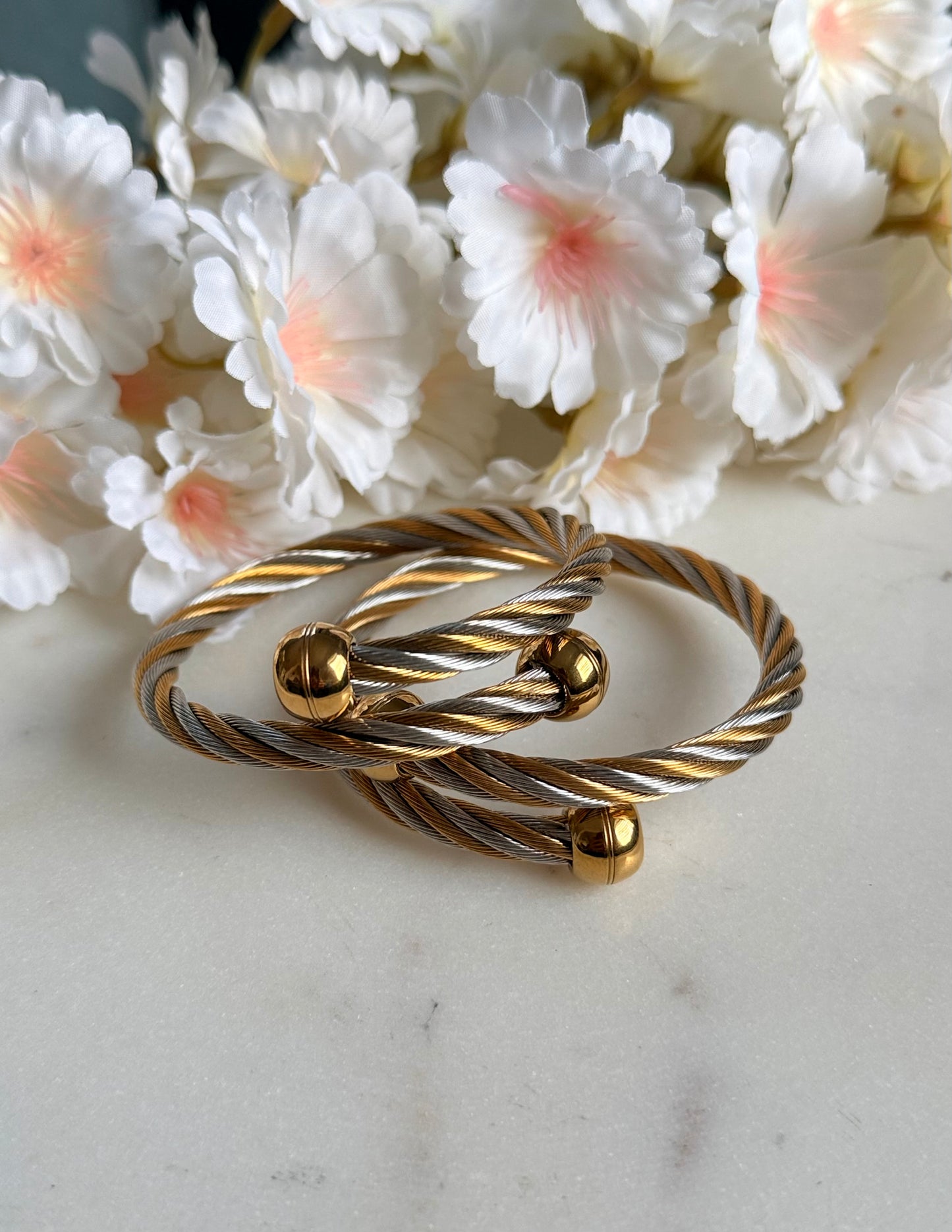 Bangle trenzado