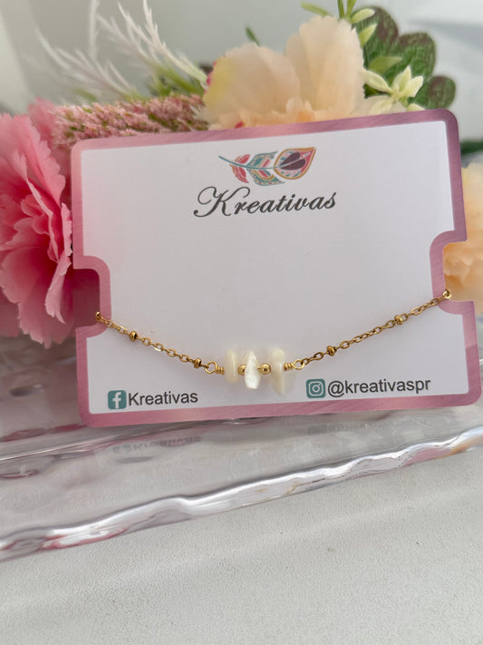 Pulsera nácar alambrada