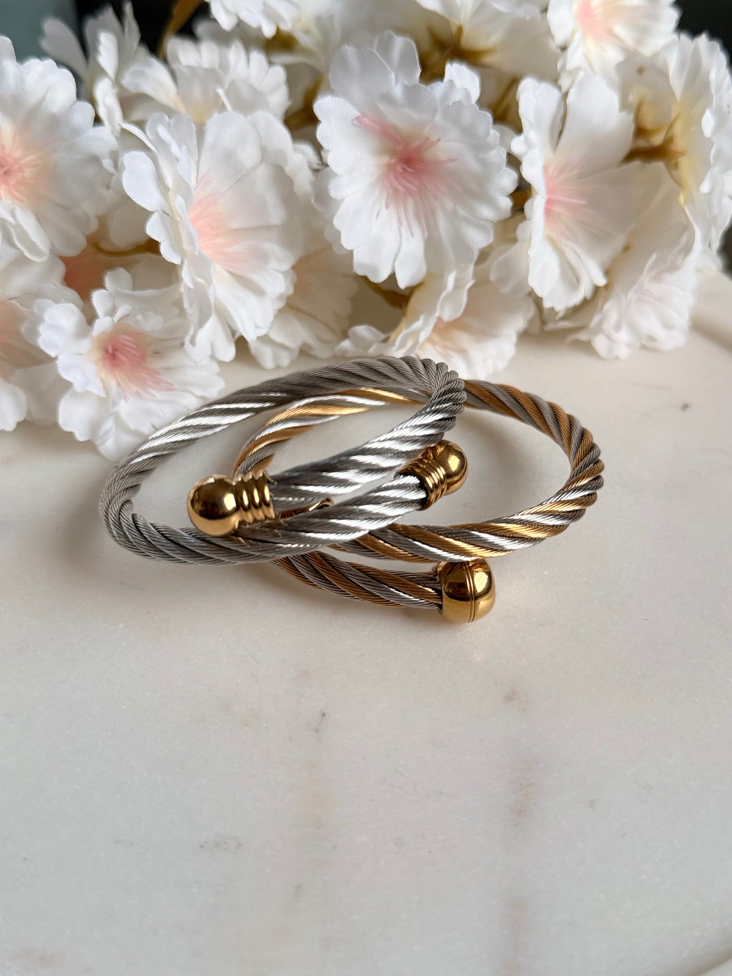 Bangle trenzado