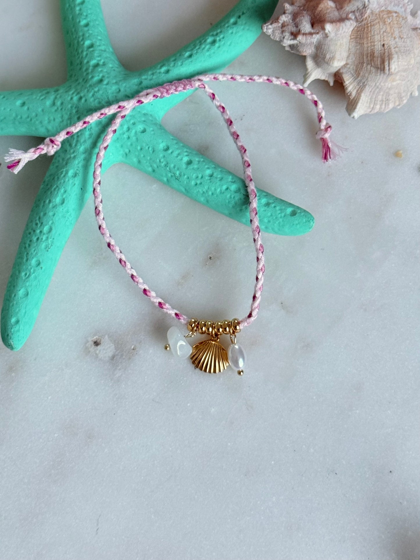 Pulsera en hilo